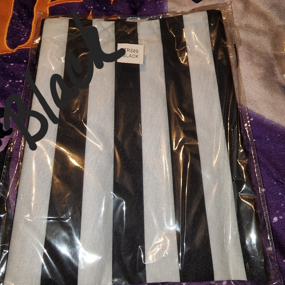 🎆 Striped Infinity Scarf | Lightweight | Multiple Colors | OS - Picture 9 of 12